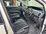 2012 Toyota Estima Aeras Leather Package Pearl Van for sale, Japanese used car export - photo 15 of 24 | GULJI TRADERS