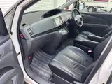 2012 Toyota Estima Aeras Leather Package Pearl Van for sale, Japanese used car export - photo 19 of 24 | GULJI TRADERS