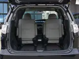 2013 Toyota Estima 2.4 Aeras Premium Edition ★Inspected by third-party organization AIS★ Black Van for sale, Japanese used car export - photo 11 of 45 | GULJI TRADERS