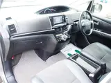 2013 Toyota Estima Aeras Premium Edition Blue Van for sale, Japanese used car export - photo 27 of 47 | GULJI TRADERS