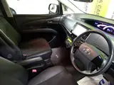 2013 Toyota Estima Aeras Premium Edition Pearl Van for sale, Japanese used car export - photo 3 of 20 | GULJI TRADERS
