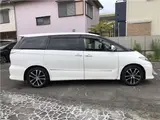 2013 Toyota Estima Aeras Premium Edition Pearl Van for sale, Japanese used car export - photo 11 of 52 | GULJI TRADERS