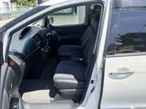 2013 Toyota Estima Aeras Premium Edition Pearl Van for sale, Japanese used car export - photo 14 of 45 | GULJI TRADERS