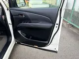 2013 Toyota Estima Aeras Premium Edition Pearl Van for sale, Japanese used car export - photo 33 of 45 | GULJI TRADERS