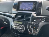 2013 Toyota Estima 4WD Sedan for sale, Japanese used car export - photo 7 of 24 | GULJI TRADERS