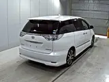 2013 Toyota Estima Aeras 9-inch navigation system Pearl Van for sale, Japanese used car export - photo 2 of 5 | GULJI TRADERS