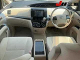 2013 Toyota Estima Sedan for sale, Japanese used car export - photo 8 of 10 | GULJI TRADERS