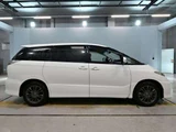 2013 Toyota Estima 4WD Sedan for sale, Japanese used car export - photo 3 of 12 | GULJI TRADERS