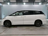 2013 Toyota Estima 4WD Sedan for sale, Japanese used car export - photo 4 of 12 | GULJI TRADERS