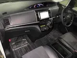 2013 Toyota Estima Aeras Premium Edition Pearl Van for sale, Japanese used car export - photo 5 of 9 | GULJI TRADERS