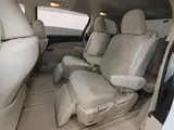 2013 Toyota Estima 2.4 Aeras Pearl Van for sale, Japanese used car export - photo 8 of 20 | GULJI TRADERS