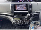 2014 Toyota Estima 4WD Sedan for sale, Japanese used car export - photo 13 of 44 | GULJI TRADERS