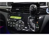 2015 Toyota Estima 2.4 Aeras Premium Edition Black Van for sale, Japanese used car export - photo 27 of 33 | GULJI TRADERS