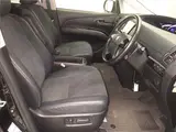 2015 Toyota Estima 4WD Aeras Premium Edition Black Van for sale, Japanese used car export - photo 5 of 12 | GULJI TRADERS