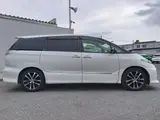 2015 Toyota Estima 2.4 Aeras Premium Eddy Pearl Van for sale, Japanese used car export - photo 4 of 9 | GULJI TRADERS