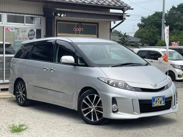 2015 Toyota Estima Aeras Premium Edition Silver Van for sale, Japanese used car export - photo 1 of 9 | GULJI TRADERS