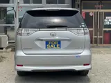 2015 Toyota Estima Aeras Premium Edition Silver Van for sale, Japanese used car export - photo 2 of 9 | GULJI TRADERS