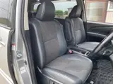 2015 Toyota Estima Aeras Premium Edition Silver Van for sale, Japanese used car export - photo 7 of 9 | GULJI TRADERS