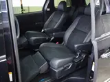 2016 Toyota Estima 2.4 Aeras Premium G Black Van for sale, Japanese used car export - photo 12 of 80 | GULJI TRADERS