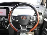 2016 Toyota Estima 2.4 Aeras Smart Pearl Van for sale, Japanese used car export - photo 28 of 55 | GULJI TRADERS