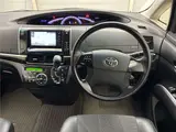 2016 Toyota Estima Aeras Premium Edition Pearl Van for sale, Japanese used car export - photo 7 of 12 | GULJI TRADERS