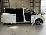 2016 Toyota Estima Aeras Premium Pearl Van for sale, Japanese used car export - photo 32 of 80 | GULJI TRADERS