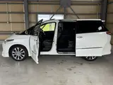 2016 Toyota Estima Aeras Premium Pearl Van for sale, Japanese used car export - photo 34 of 80 | GULJI TRADERS