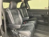2016 Toyota Estima AERAS PREMIUM-G Sedan for sale, Japanese used car export - photo 6 of 20 | GULJI TRADERS
