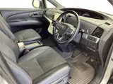 2016 Toyota Estima Aeras Premium 4WD Silver Van for sale, Japanese used car export - photo 21 of 23 | GULJI TRADERS