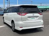 2016 Toyota Estima Aeras Premium G 4WD Pearl Van for sale, Japanese used car export - photo 2 of 24 | GULJI TRADERS