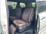 2016 Toyota Estima Aeras Premium G 4WD Pearl Van for sale, Japanese used car export - photo 18 of 24 | GULJI TRADERS