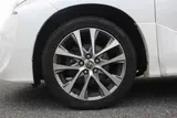2016 Toyota Estima 2.4 Aeras Premium G Pearl Van for sale, Japanese used car export - photo 17 of 30 | GULJI TRADERS