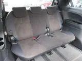 2016 Toyota Estima 2.4 Aeras Premium Pearl Van for sale, Japanese used car export - photo 21 of 24 | GULJI TRADERS