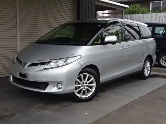2016 Toyota Estima 4WD G Silver Van for sale, Japanese used car export - photo 1 of 18 | GULJI TRADERS