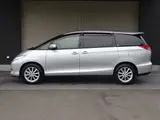 2016 Toyota Estima 4WD G Silver Van for sale, Japanese used car export - photo 4 of 18 | GULJI TRADERS