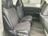 2016 Toyota Estima Aeras Premium Edition Pearl Van for sale, Japanese used car export - photo 8 of 10 | GULJI TRADERS