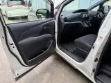 2017 Toyota Estima 3-seater transport type hearse (AT) Pearl Van for sale, Japanese used car export - photo 17 of 32 | GULJI TRADERS