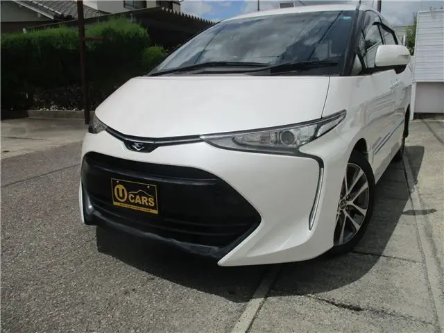 2017 Toyota Estima Aeras Premium - photo 1 2017 Toyota Estima Aeras Premium Pearl Van for sale, Japanese used car export - photo 1 of 40 | GULJI TRADERS