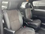 2017 Toyota Estima Aeras Premium Red Van for sale, Japanese used car export - photo 8 of 11 | GULJI TRADERS