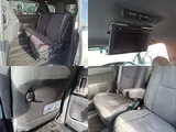 2017 Toyota Estima Aeras Silver Van for sale, Japanese used car export - photo 7 of 20 | GULJI TRADERS