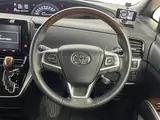 2017 Toyota Estima Aeras Premium G Black Van for sale, Japanese used car export - photo 11 of 24 | GULJI TRADERS