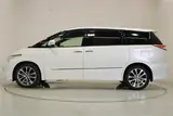 2017 Toyota Estima 2.4 Aeras Smart Other Van for sale, Japanese used car export - photo 10 of 30 | GULJI TRADERS