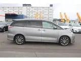 2017 Toyota Estima 2.4 Aeras 7-seater 4WD Other Van for sale, Japanese used car export - photo 10 of 24 | GULJI TRADERS