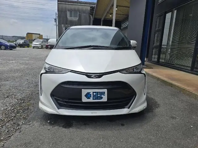 2017 Toyota Estima 2.4 Aeras Premium Pearl Van for sale, Japanese used car export - photo 1 of 9 | GULJI TRADERS