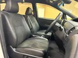 2017 Toyota Estima Aeras Premium Pearl Van for sale, Japanese used car export - photo 7 of 9 | GULJI TRADERS