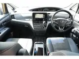 2017 Toyota Estima Aeras Premium Pearl Van for sale, Japanese used car export - photo 4 of 9 | GULJI TRADERS