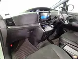 2018 Toyota Estima Aeras Premium ☆Toyota Safety Sense☆ Genuine 9-inch Navigation System☆ Dual Power Slides☆ Pearl Van for sale, Japanese used car export - photo 32 of 64 | GULJI TRADERS