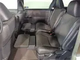 2018 Toyota Estima Aeras Premium ☆Toyota Safety Sense☆ Genuine 9-inch Navigation System☆ Dual Power Slides☆ Pearl Van for sale, Japanese used car export - photo 37 of 64 | GULJI TRADERS
