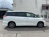 2018 Toyota Estima Aeras Premium 4WD Pearl Van for sale, Japanese used car export - photo 6 of 22 | GULJI TRADERS