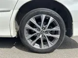2018 Toyota Estima Aeras Premium 4WD Pearl Van for sale, Japanese used car export - photo 12 of 22 | GULJI TRADERS